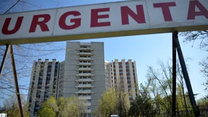 O româncă de 30 de ani a murit acasă, din cauza coronavirusului. Femeia nu avea alte boli cunoscute