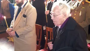 Filosoful Mihai Şora a intrat primul în Sala Tronului ca să-i aducă un omagiu Regelui Mihai