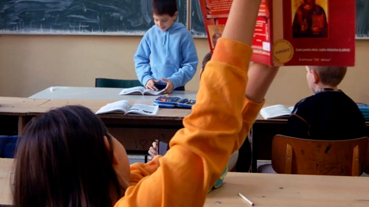 Consiliul Cultelor: Înscrierea sau retragerea de la ora de religie să se facă prin cerere scrisă