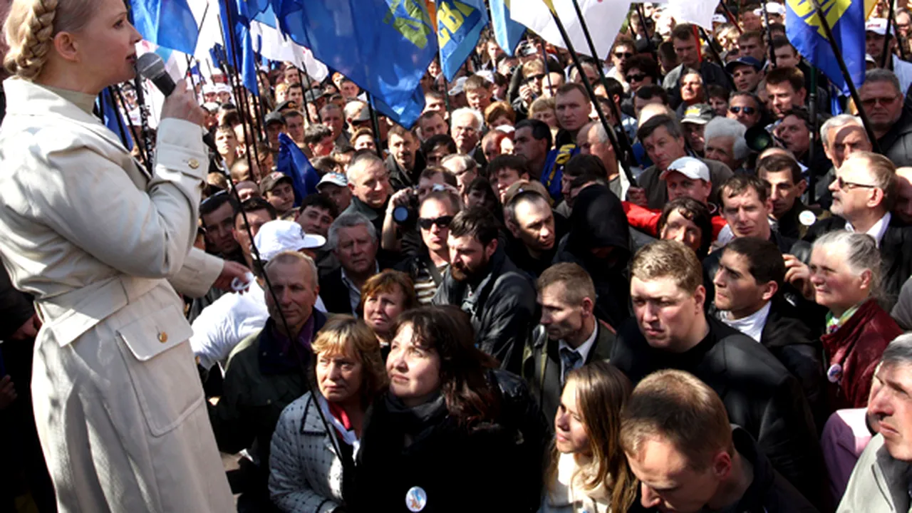 Iulia Timoşenko face apel la manifestaţii împotriva acordului privind flota rusă