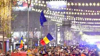 SOCIAL A cincea zi de proteste pentru o justiție independentă. Aproximativ 10.000 de oameni au mers în marș spre Piața Victoriei: „Lia, Lia, te așteaptă pușcăria”