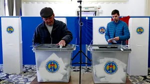 Rezultate finale referendum pro-UE în Republica Moldova: Referendumul a trecut la limită. Diferenţă de 13.596 de voturi între „Da” şi „Nu” / Cum s-a votat în Găgăuzia şi Transnistria