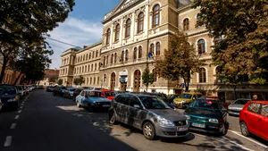 Universitatea Babeș-Bolyai anunță: „Studenţii actuali nu vor fi afectaţi în niciun fel de majorarea taxelor de admitere şi şcolarizare