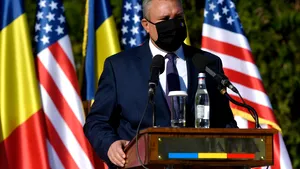 USR nu respinge varianta Ciucă. „România are nevoie de un Guvern repede”