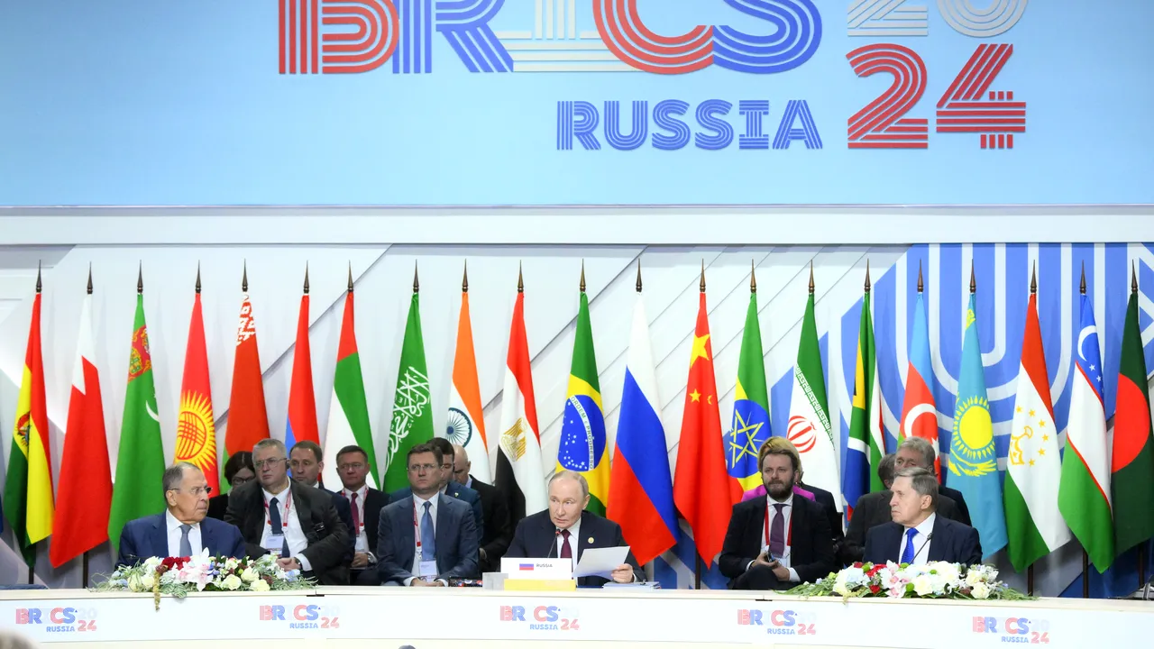 Trump ameninţă BRICS cu taxe vamale de 100% dacă renunţă la dolarul american. Rusia şi China au susţinut crearea unei noi monede