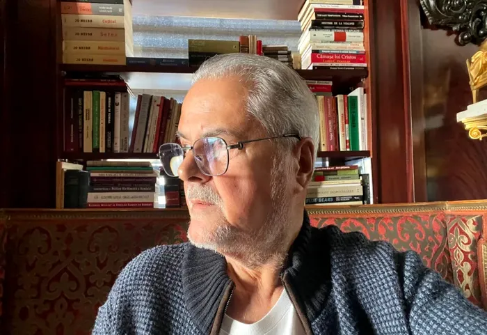 SOCIAL Adrian Năstase a suferit o operație complicată la Spitalul „Foișor”