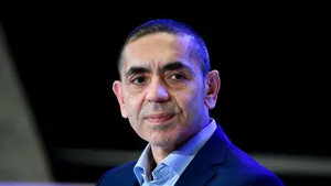 O nouă reuşită a lui Ugur Sahin, CEO-ul companiei BioNTech: vaccinul Pfizer, disponibil din iunie pentru vârste cuprinse între 12 şi 15 ani