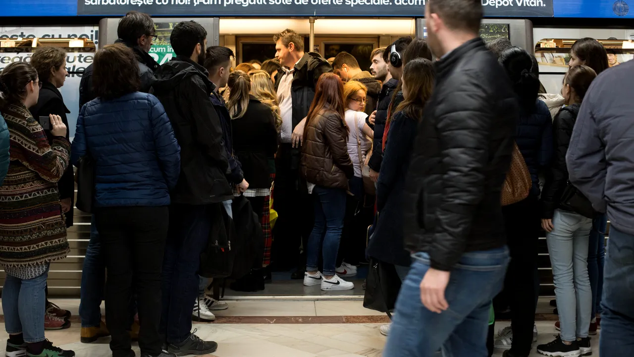 Program METROREX de Revelion. Cum circulă metroul în noaptea de Anul Nou