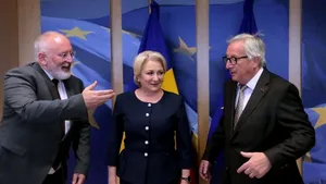 Viorica Dăncilă, interviu pentru Bloomberg: Nu dorim să oferim motive pentru posibile sancţiuni. Consider că pericolul declanşării Articolului 7 în cazul României a trecut