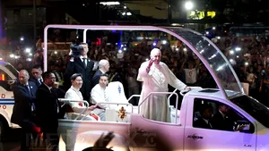 Sute de copii ai străzii din Manila au fost închişi în centre de detenţie, înainte de vizita Papei