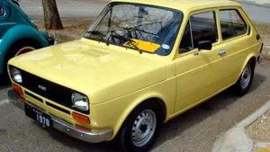 S-a întâmplat în Brazilia: a încărcat frigiderul, aragazul şi maşina de spălat pe acoperişul maşinii, un firav Fiat 147

