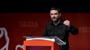 Pleşoianu: Iohannis zice că PSD e o piedică de 30 de ani, dar a semnat un protocol cu PSD în 2002