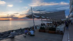 „Fără ieșire!” Ce trăiesc, de fapt, locuitorii din Baleare, una dintre cele mai sufocate zone turistice din Spania