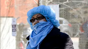 Din ce ţară provin majoritatea cazurilor noi identificate în China. Oficialii de la Shanghai arată cu degetul în altă direcţie