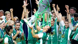 Györi Audi ETO KC revine în finala Ligii Campionilor cu o victorie dramatică în faţa lui Esbjerg