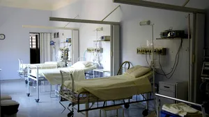 Violul şi uciderea unui medic într-un spital din India declanşează proteste în toată ţara