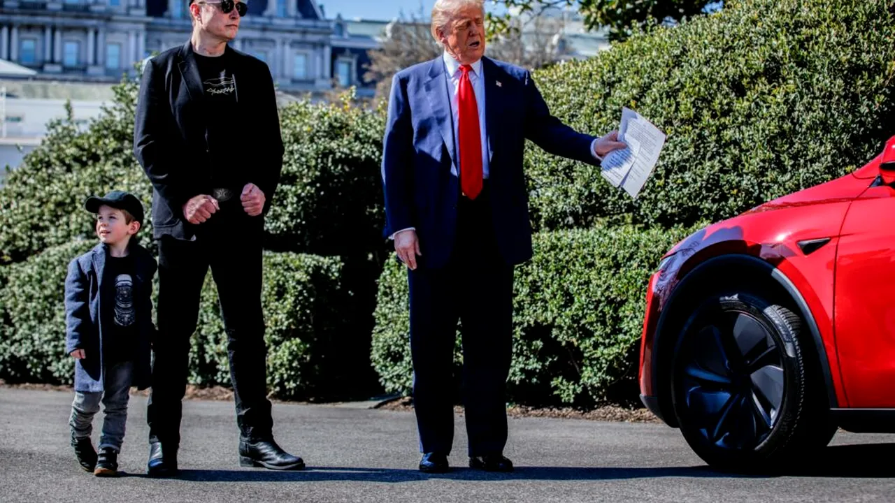 Elon Musk și Donald Trump, din nou la cuțite. Armistițiul dintre cei doi nu a durat nici măcar o lună