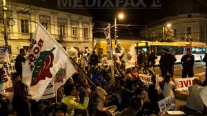 Noi proteste faţă de proiectul minier de la Roşia Montană. Traficul rutier, blocat