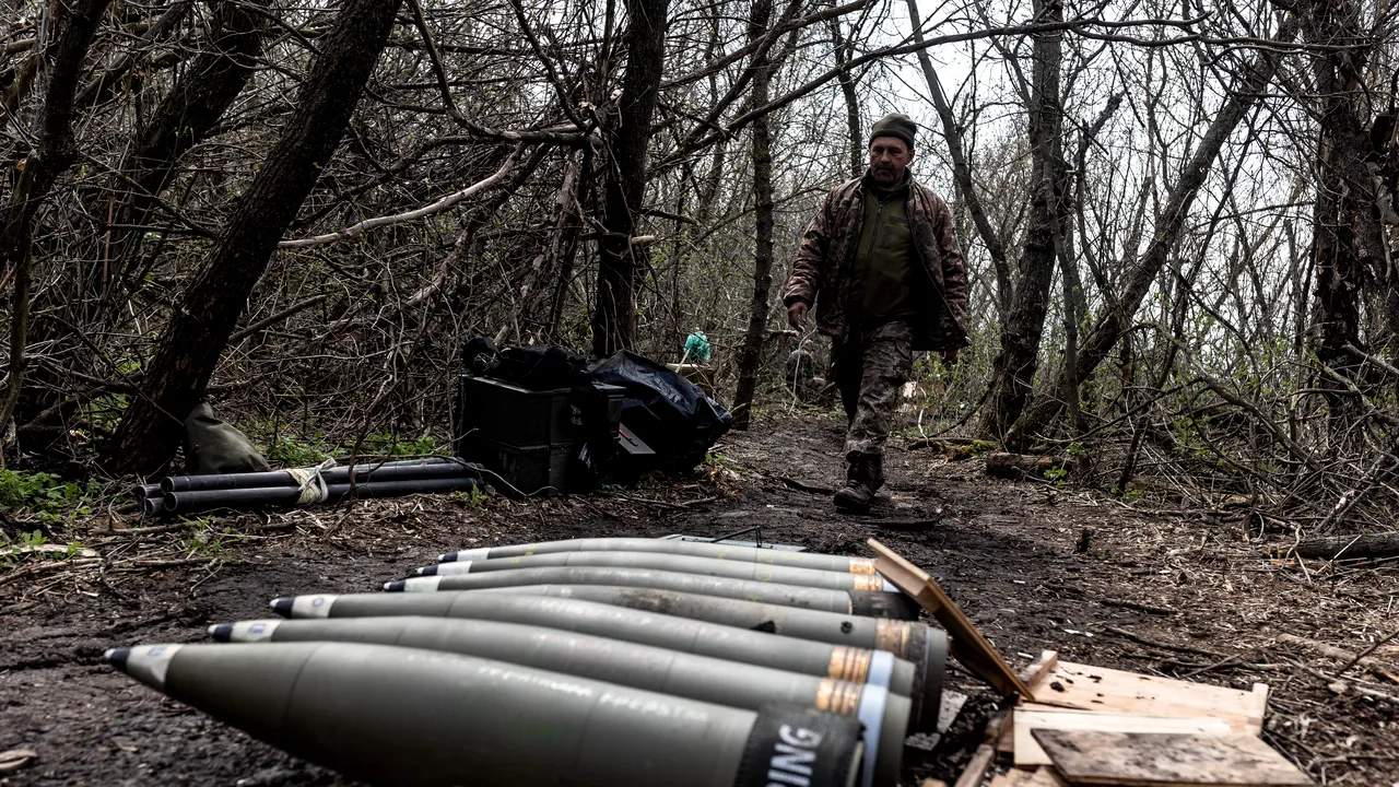 Războiul din Ucraina, ziua 945. Programul secret de drone al Rusiei în China. O nouă ameninţare în conflictul din Ucraina / Defecţiuni la o parte din obuzele trimise Ucrainei prin iniţiativa Cehiei / Putin anunţă schimbarea doctrinei nucleare a Rusiei: „Lista ameninţărilor militare a fost extinsă”
