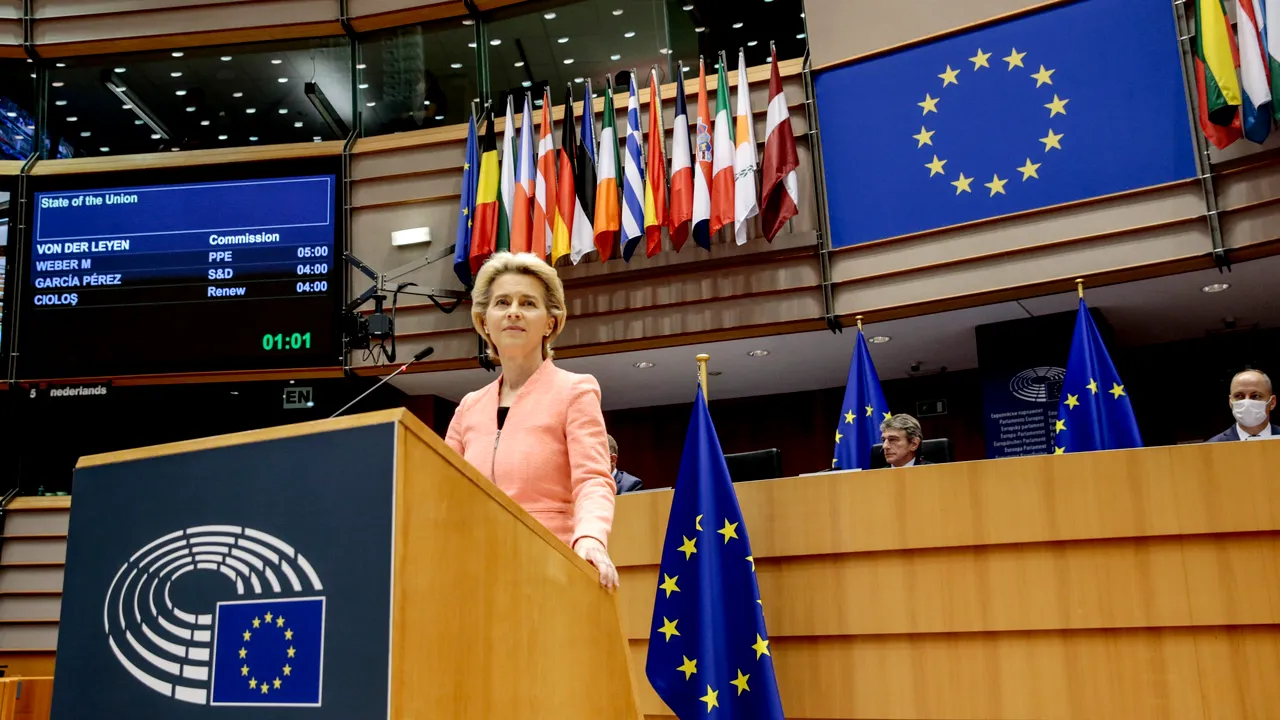 Financial Times: UE pregăteşte acţiuni stricte de reglementare a activităţilor companiilor din domeniul online