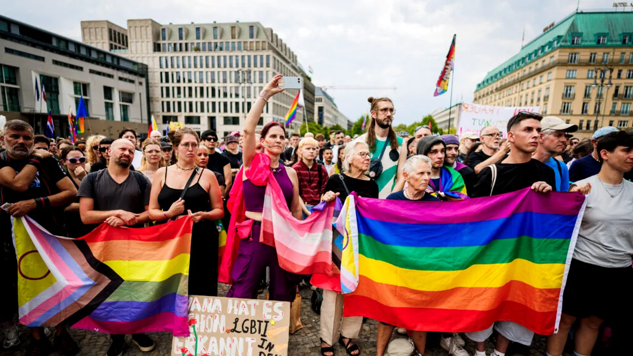 Germania: Social-democrații solicită includerea unor măsuri de protecție pentru comunitatea LGBTQ în Constituție