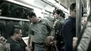 Într-un metrou din Mexico City se găseşte cel mai ciudat scaun. Obiectul a stârnit CONTROVERSE puternice