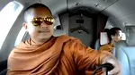 Un scandal sexual cu călugări budiști zguduie Thailanda. O femeie a fost arestată