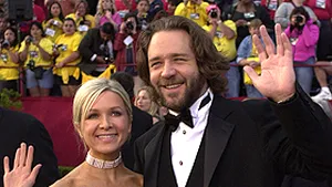 Russell Crowe este dependent de cumpărături