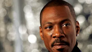 Eddie Murphy o ameninţă pe Mel Brown cu tribunalul