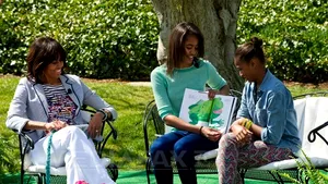 Barack Obama şi-a avertizat fiicele: 