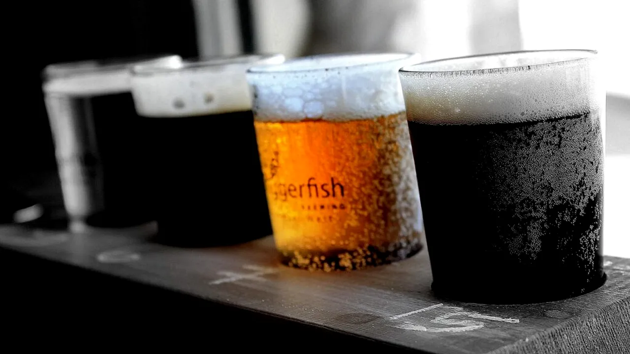 Alcoolul în cantități moderate te scapă de Alzheimer