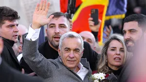 Călin Georgescu îşi cheamă susţinătorii pe 22 februarie în Piaţa Constituţiei să adune semnături