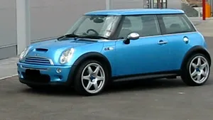 BMW construieşte 500 de maşini electrice marca Mini