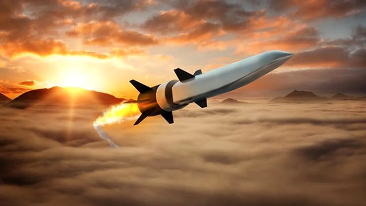 Pentagonul acordă companiei Raytheon un contract de 985 milioane de dolari pentru un prototip de rachetă hipersonică