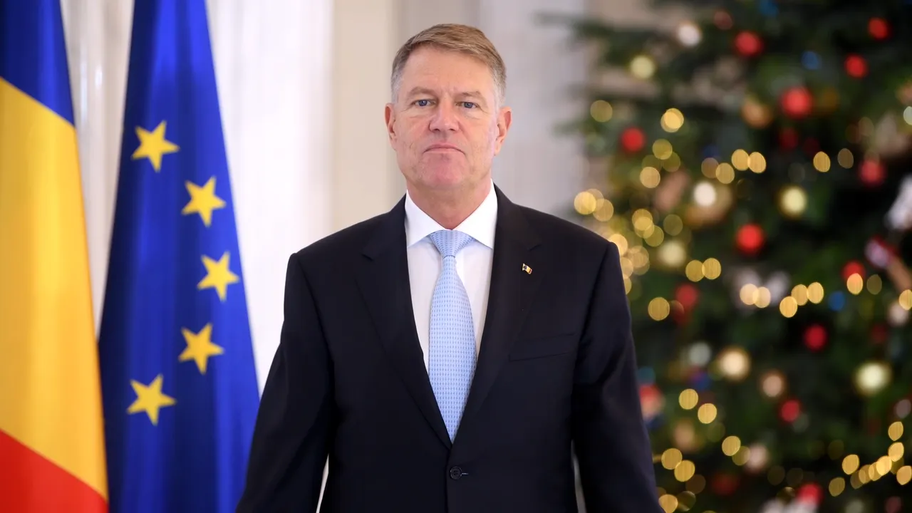 Mesajul de Anul Nou al preşedintelui Iohannis: „Noi, ca naţiune, trebuie să ieşim mai puternici şi mai uniţi din această criză sanitară teribilă”