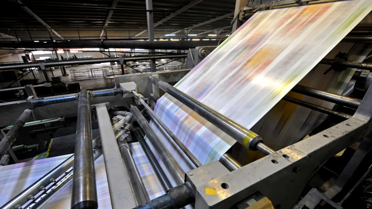 Revista feministă germană „Emma” își încetează apariția după aproape 50 de ani. Motivația nu este una financiară