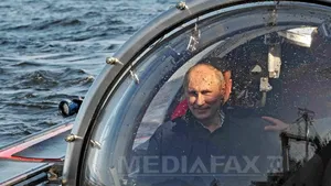 Vladimir Putin a efectuat o scufundare în Marea Baltică la bordul unui batiscaf - FOTO