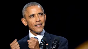 Barack Obama şi-a anunţat susţinerea pentru Emmanuel Macron la prezidenţialele din Franţa