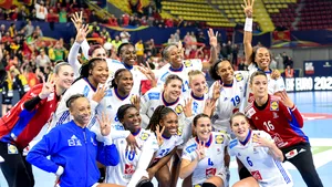 Franţa învinge Muntenegru la CE de handbal feminin şi deschide calea României spre semifinală