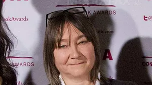Scriitoarea Ali Smith a câştigat Baileys Women's Prize for Fiction pe 2015