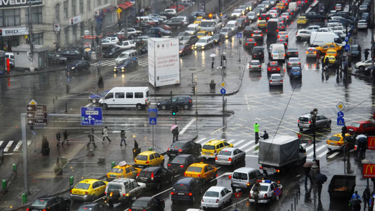 Interzicerea maşinilor sub Euro 5 în Capitală | Se cere decalarea datelor în controversatul proiect privind scoaterea autoturismelor cu norme de poluare sub Euro 5 din Bucureşti