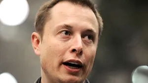 Elon Musk propune lansarea de bombe nucleare pe planeta Marte, pentru a o face locuibilă