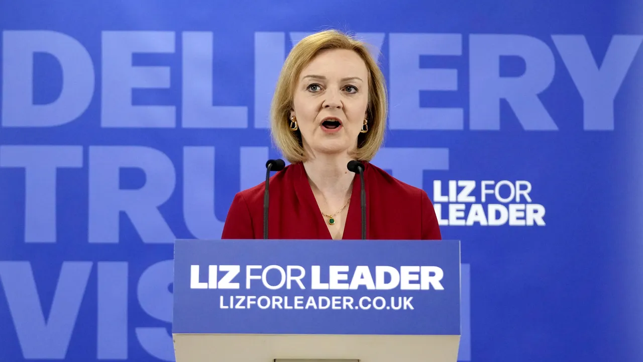 Liz Truss pare a fi favorită pentru postul de prim-ministru al Marii Britanii