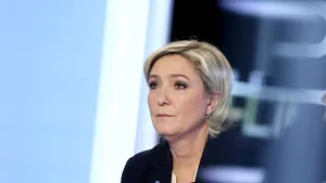 Marine Le Pen afirmă că poziţia ei faţă de conflictul din Ucraina este IDENTICĂ cu cea a Rusiei