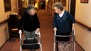 Două surori s-au regăsit după 70 de ani de separare