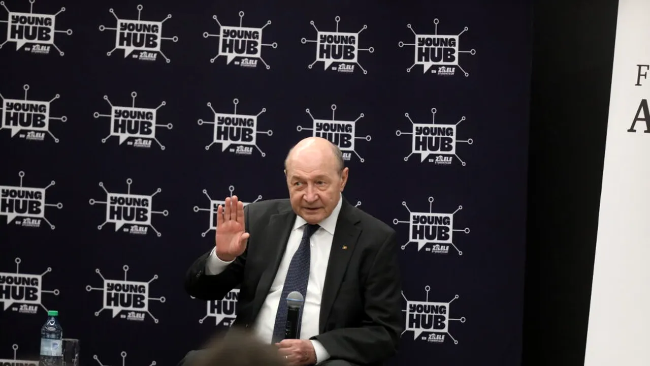 Băsescu: „Dacă stăm și așteptăm, va fi groasă”. Avertisment privind petrolul și prețurile carburanților