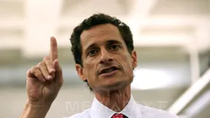 Scandal în SUA: Un candidat la primăria New York recunoaşte că a trimis fotografii cu caracter pornografic