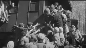 Ciucă, de Ziua Comemorării Victimelor Holocaustului: Rană adâncă