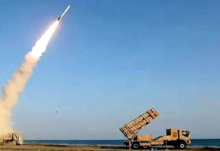 RĂZBOI ÎN IRAN Iranul ripostează la ultimele atacuri ale SUA. Iordania a doborât 10 rachete iraniene. Atac cu drone asupra forțelor americane din Bahrain