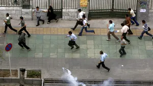 Televiziunea publică iraniană difuzează mărturii ale unor 